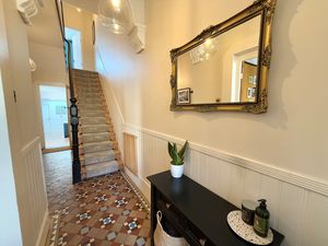 Photo 16- click for photo gallery